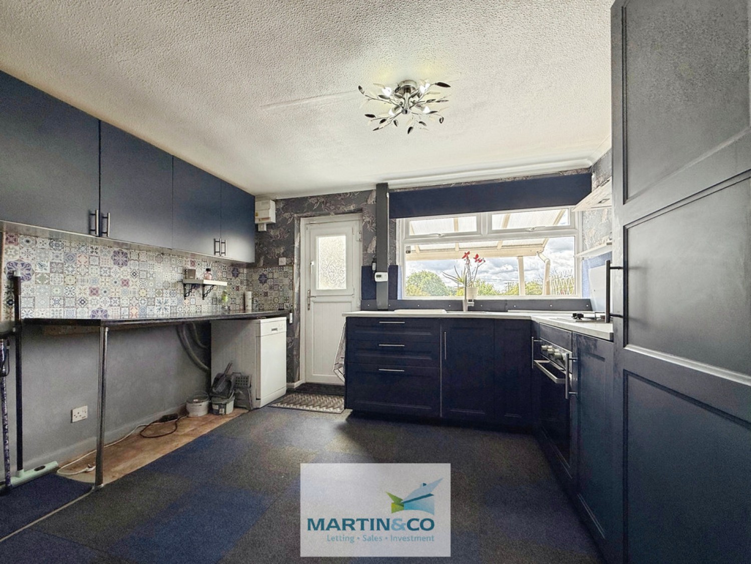 2 bedroom House for Sale Whitwell Common , Whitwell