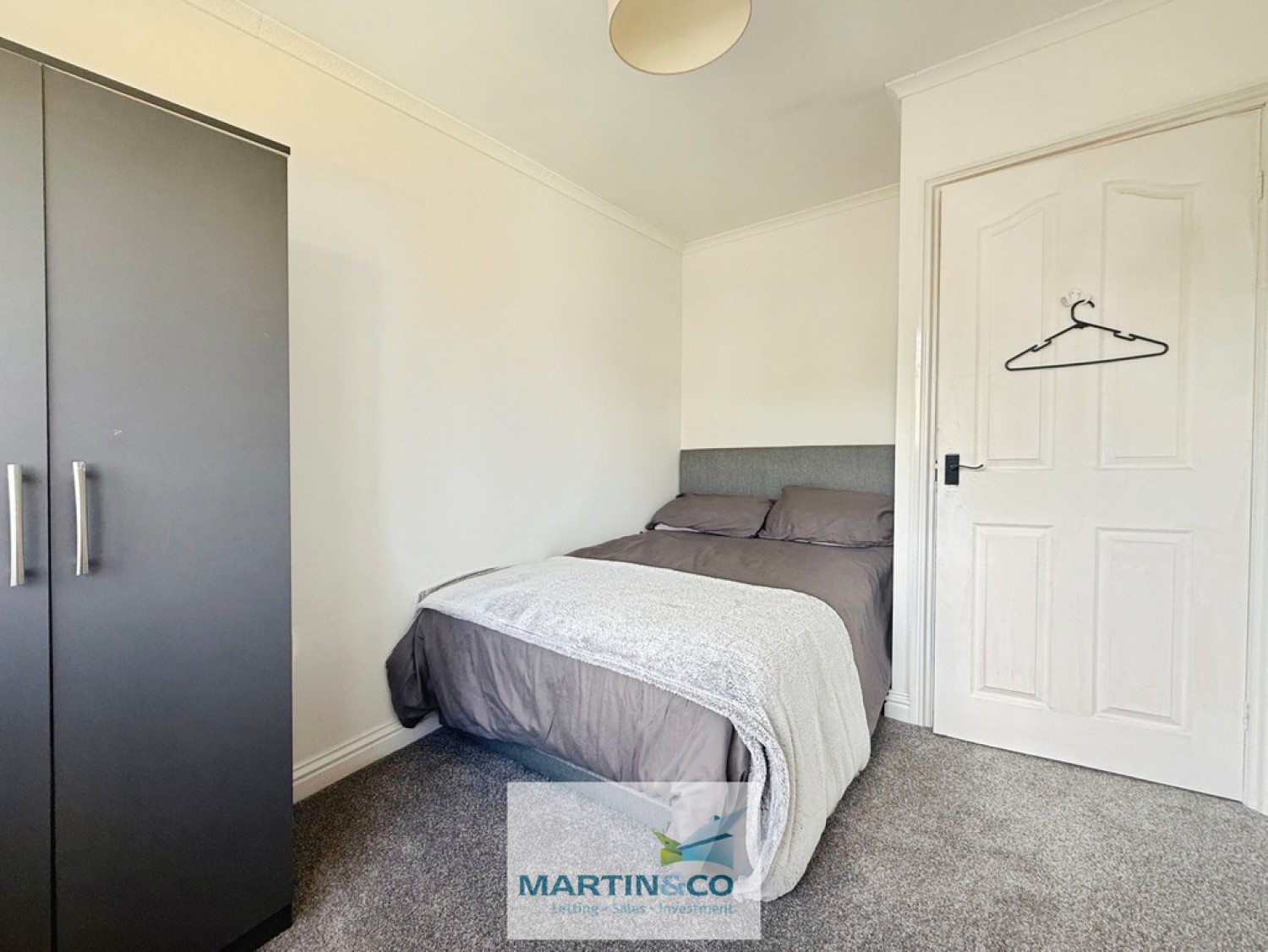 5 bedroom House for Sale Creswell, Derbyshire, S80 4ED