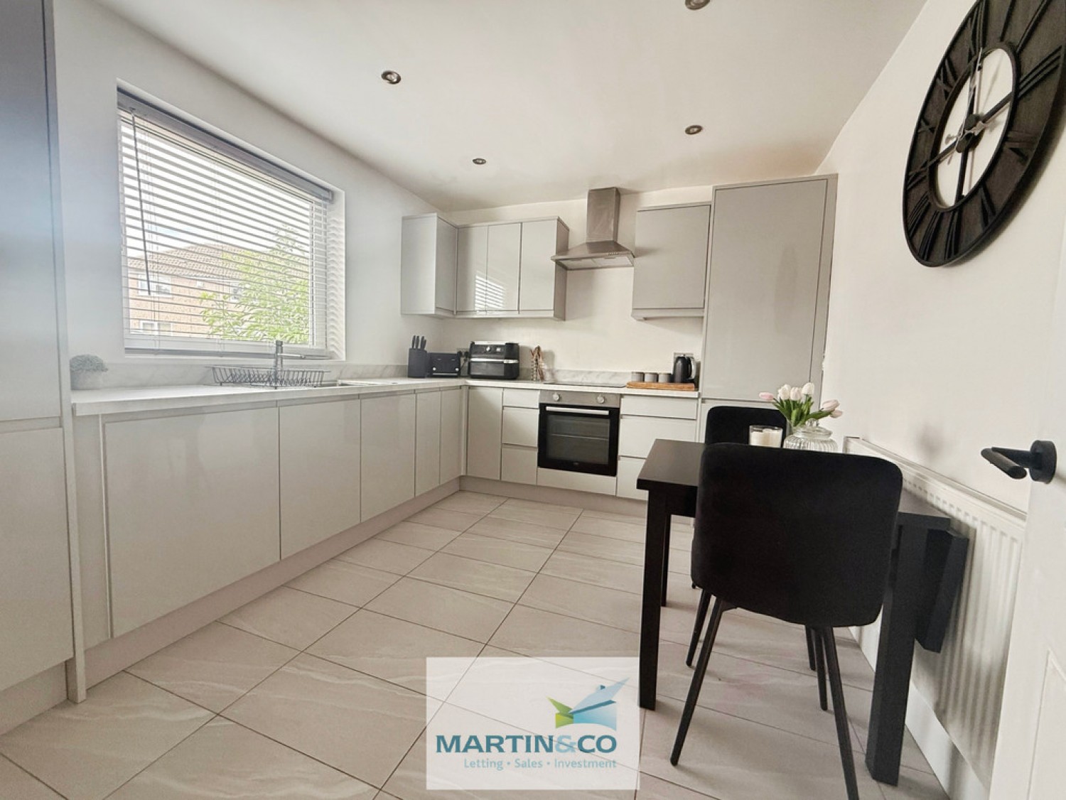 5 bedroom House for Sale Creswell, Derbyshire, S80 4ED