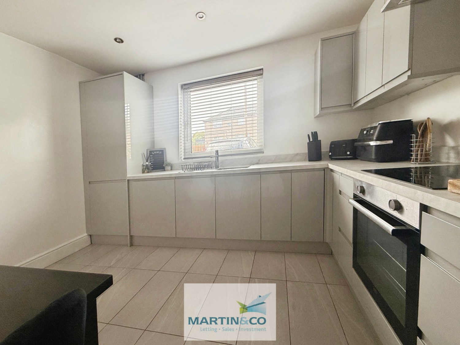 5 bedroom House for Sale Creswell, Derbyshire, S80 4ED