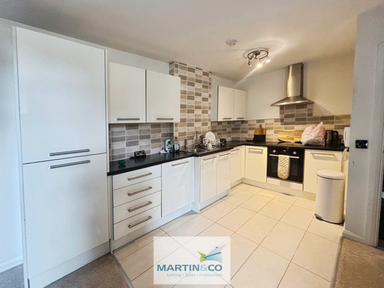 2 bedroom Flat for Sale Grove Court, Worksop