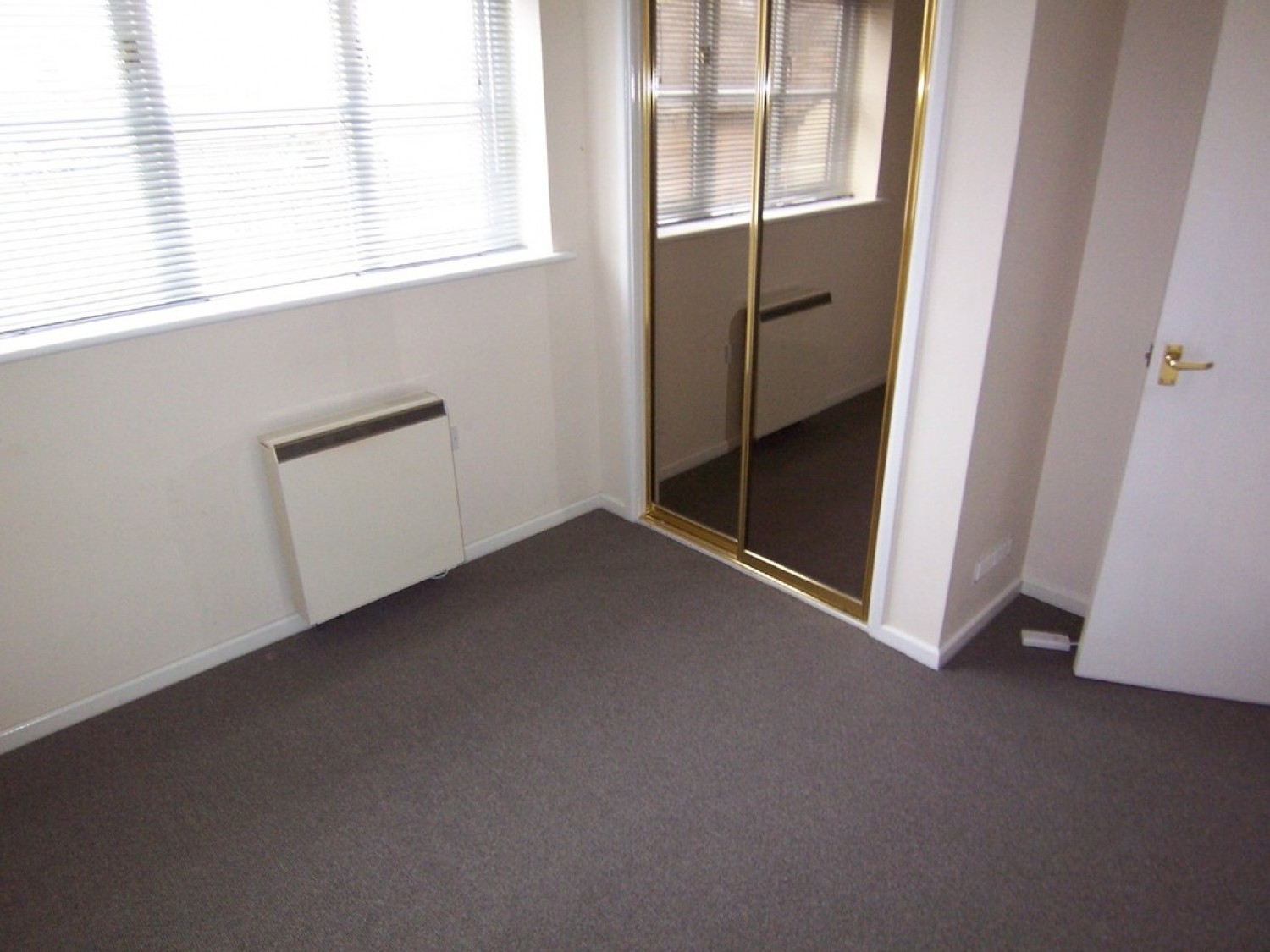 1 bedroom Flat for Letting Wimborne Crescent, Westcroft