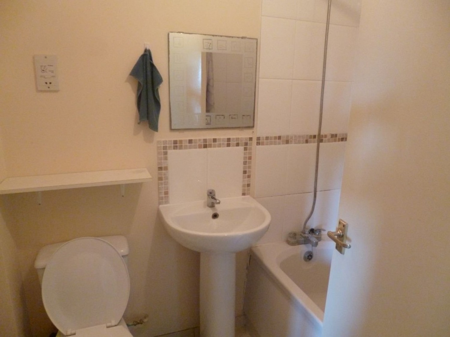 1 bedroom Flat for Letting Tenterden Crescent, Kents Hill, Milton Keynes