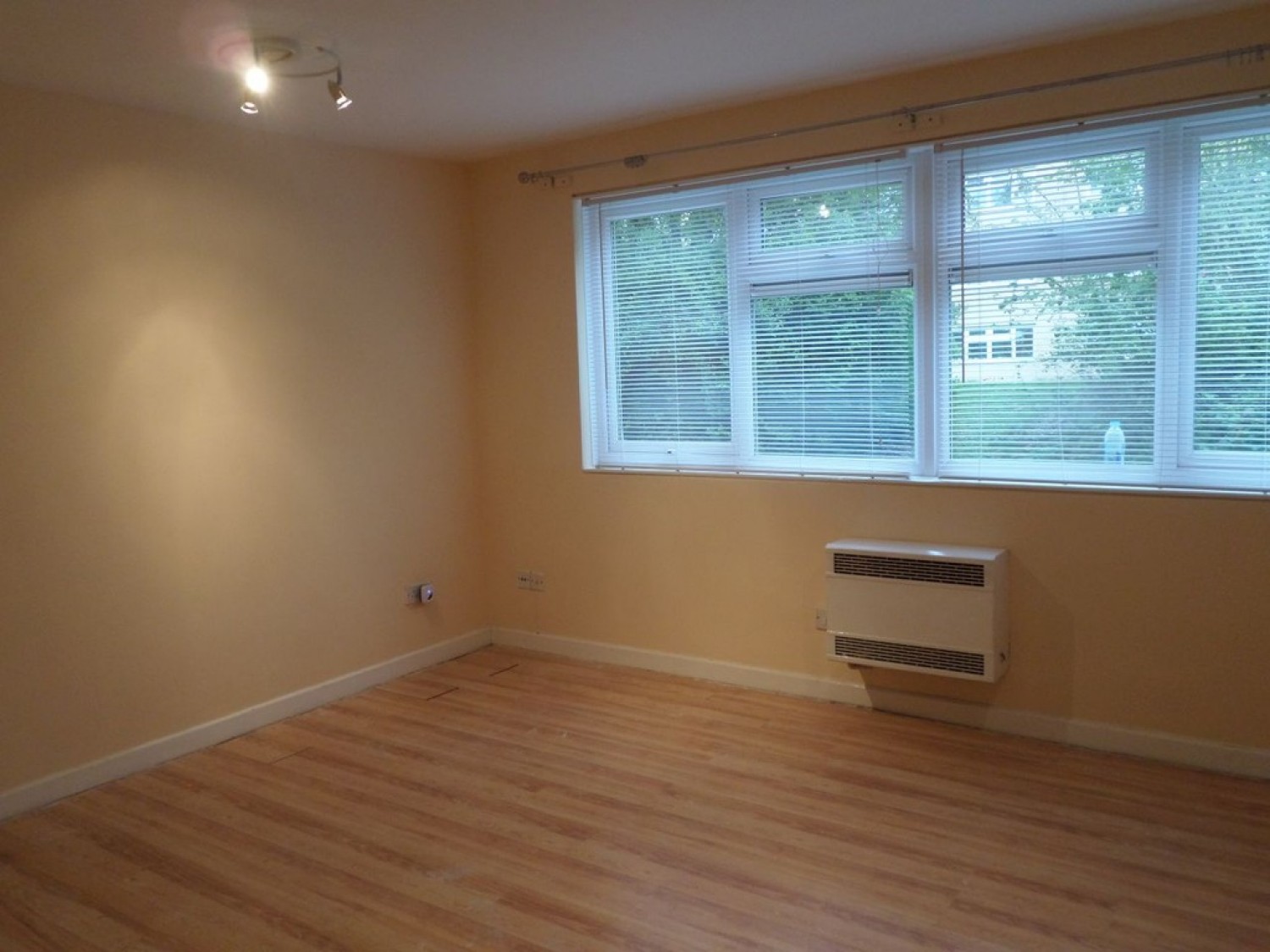 1 bedroom Flat for Letting North 9th Street, Central Milton Keynes
