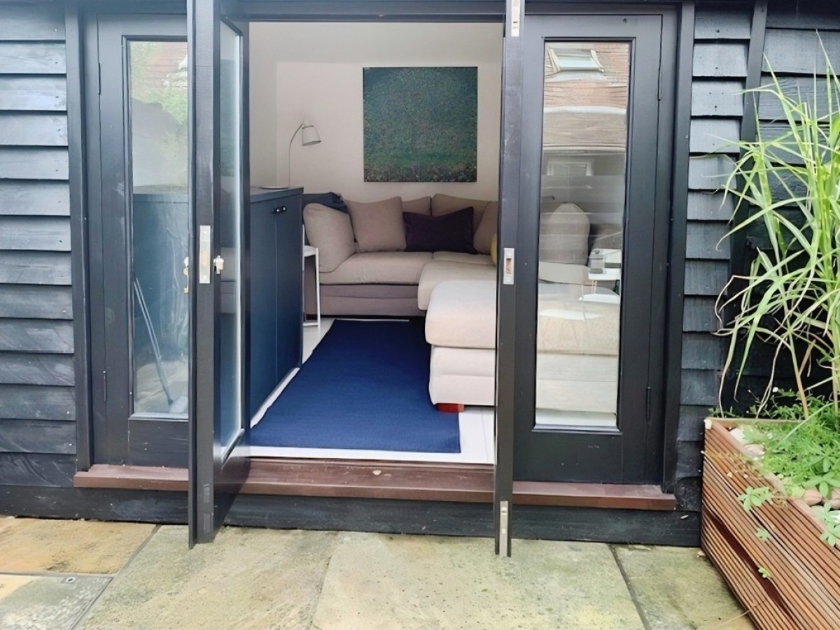 London End, Woburn, Milton Keynes