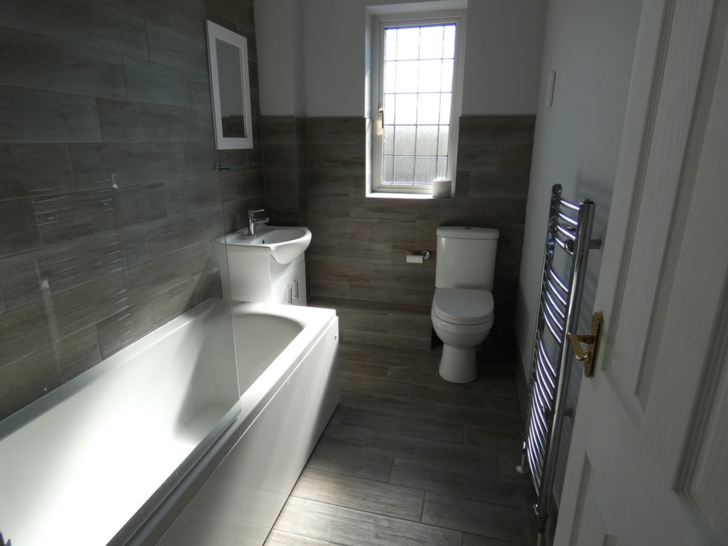 3 bedroom House for Letting Newport Road, Woolstone