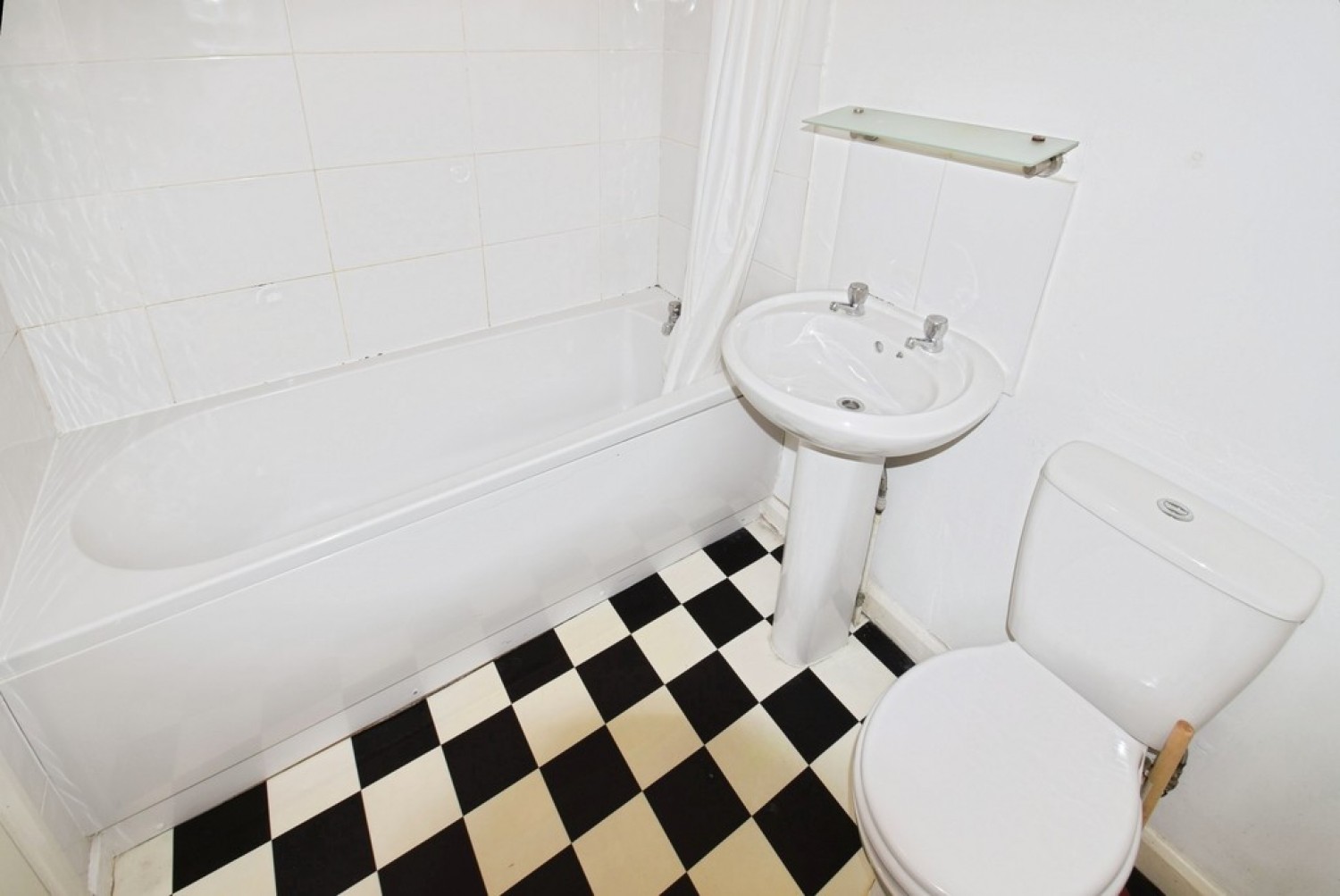 3 bedroom House for Letting Pipston Green, Kents Hill