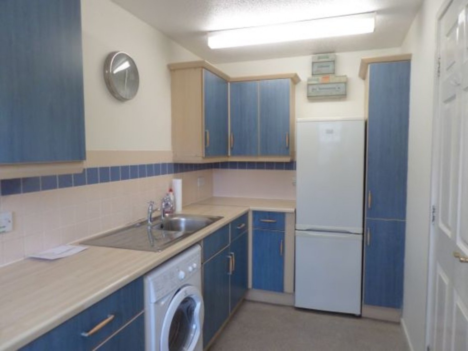 2 bedroom Flat for Letting Albion Place, Campbell Park