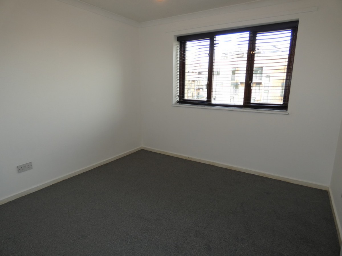 Albion Place, Campbell Park