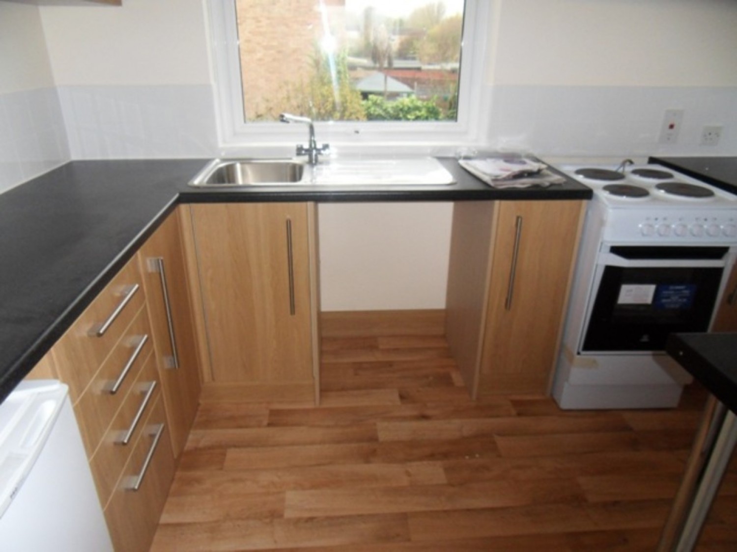 1 bedroom Flat for Letting Downs Barn Boulevard, Downs Barn