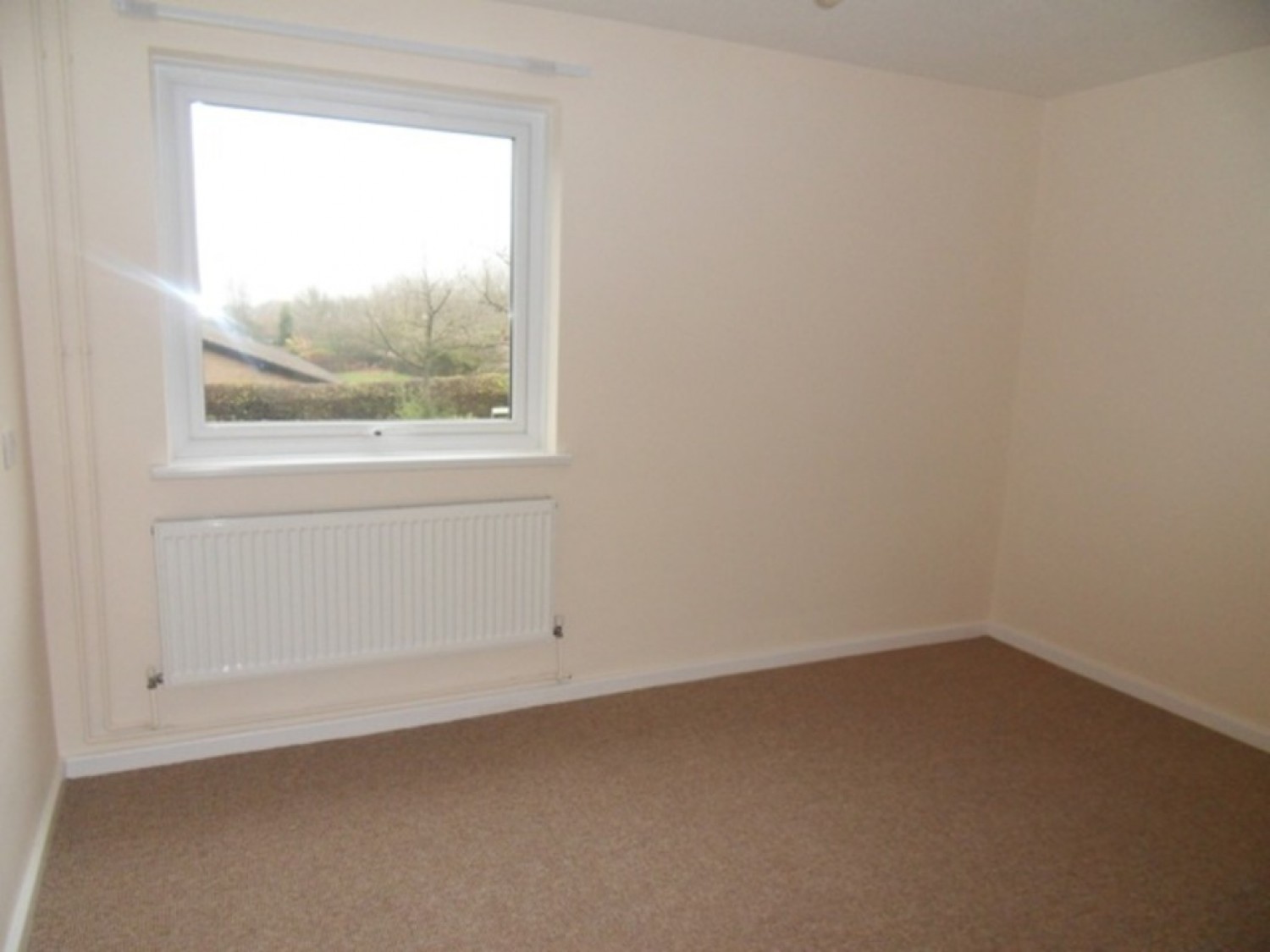 1 bedroom Flat for Letting Downs Barn Boulevard, Downs Barn