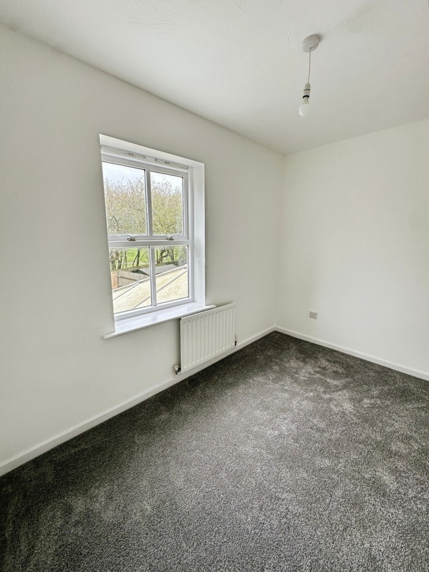 3 bedroom House for Letting The Oval, Oldbrook, Milton Keynes