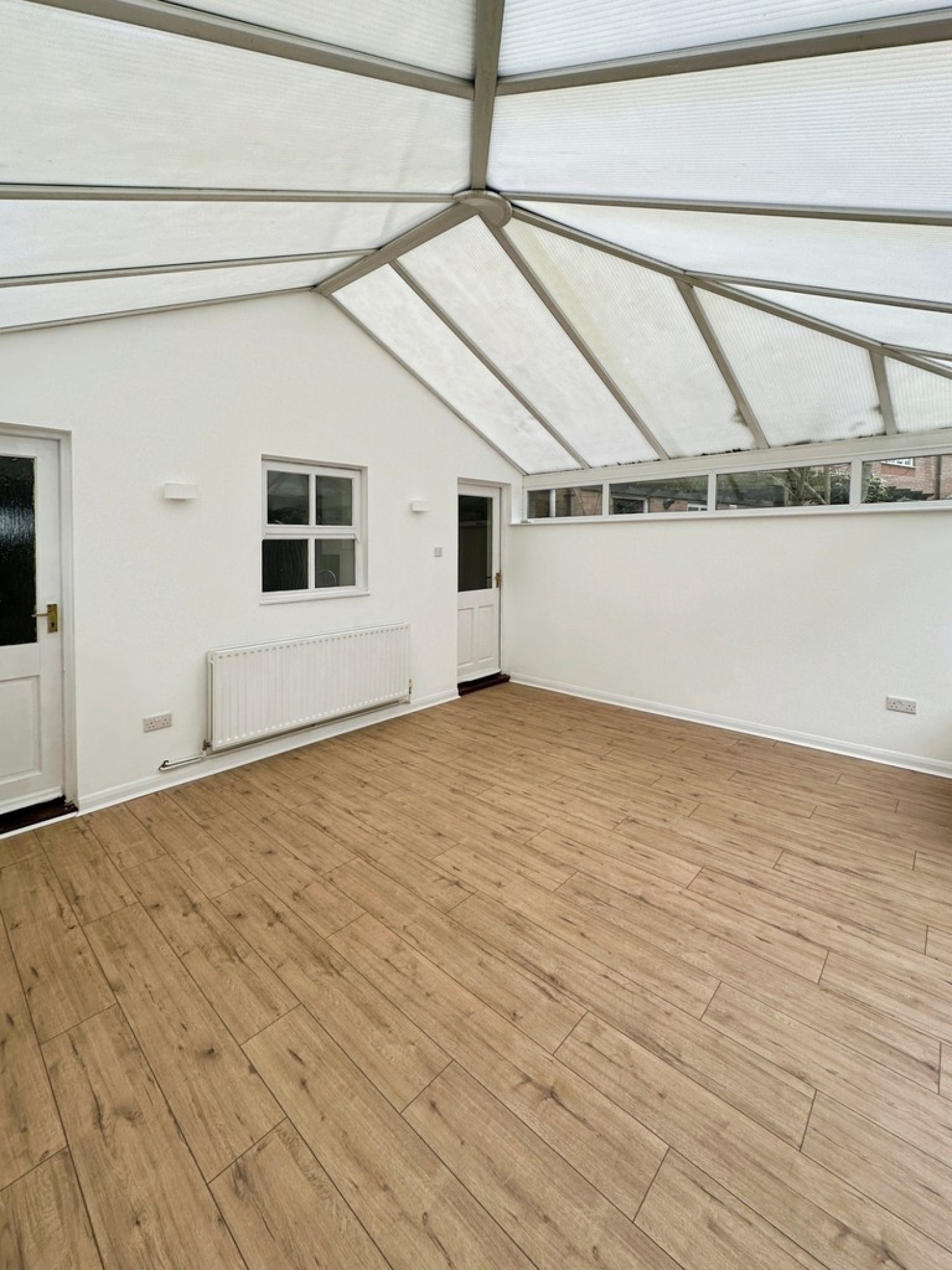 3 bedroom House for Letting The Oval, Oldbrook, Milton Keynes