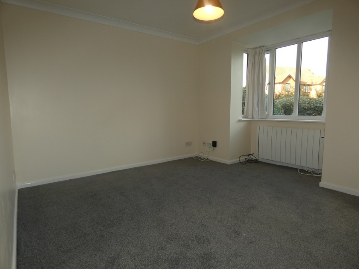 Bergamot Gardens, Walnut Tree, Milton Keynes