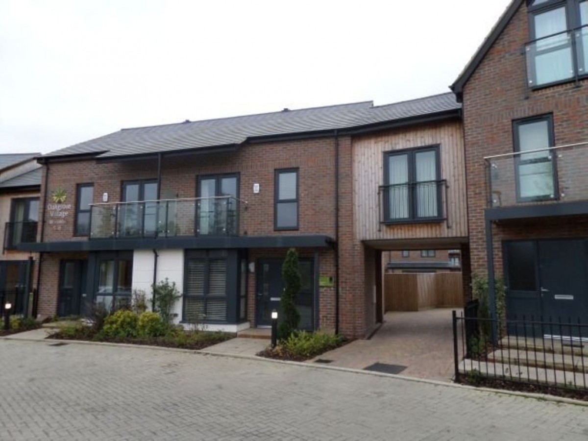 Ginsberg Crescent, Oakgrove, Milton Keynes