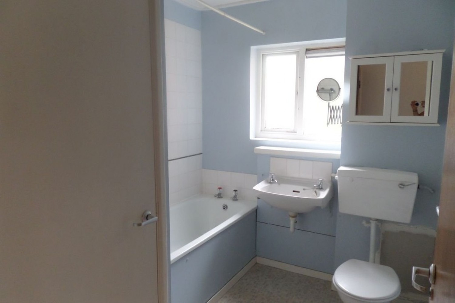 1 bedroom Flat for Letting Oldbrook