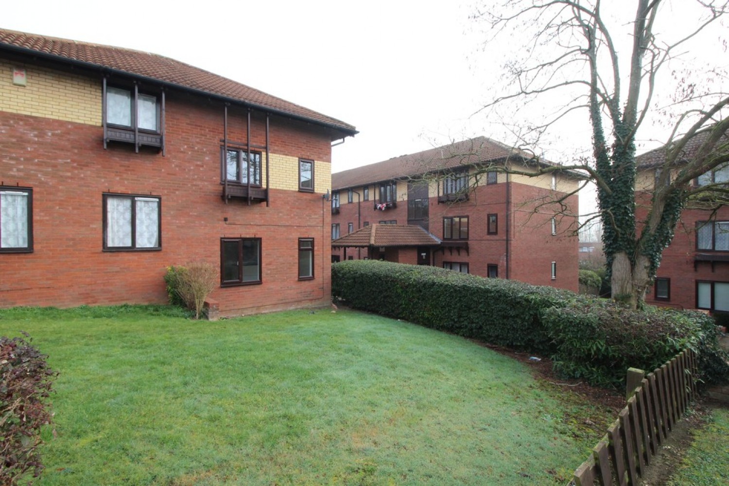 Peartree Bridge, Milton Keynes