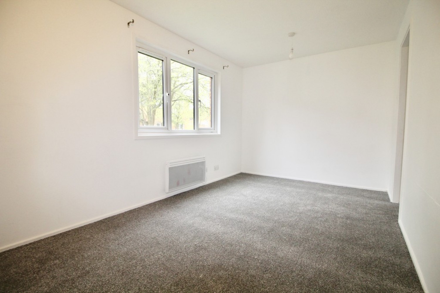 0 bedroom Flat for Letting Two Mile Ash, Milton Keynes