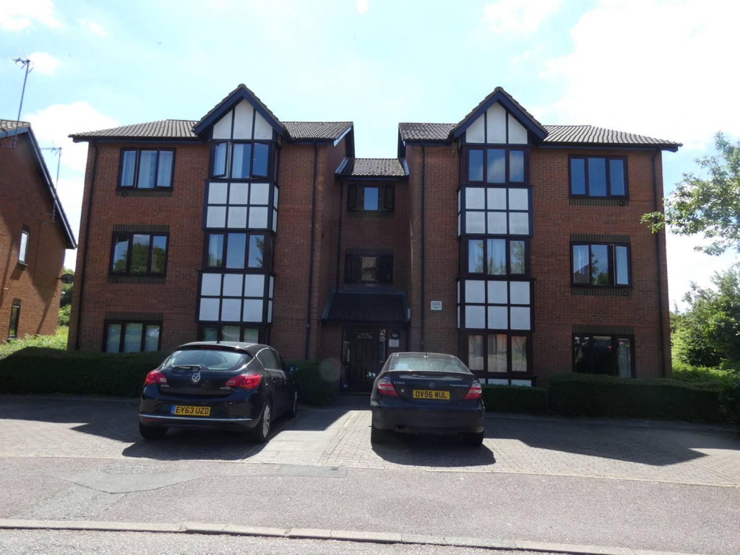 1 bedroom Flat in Tenterden Crescent, Kents Hill,