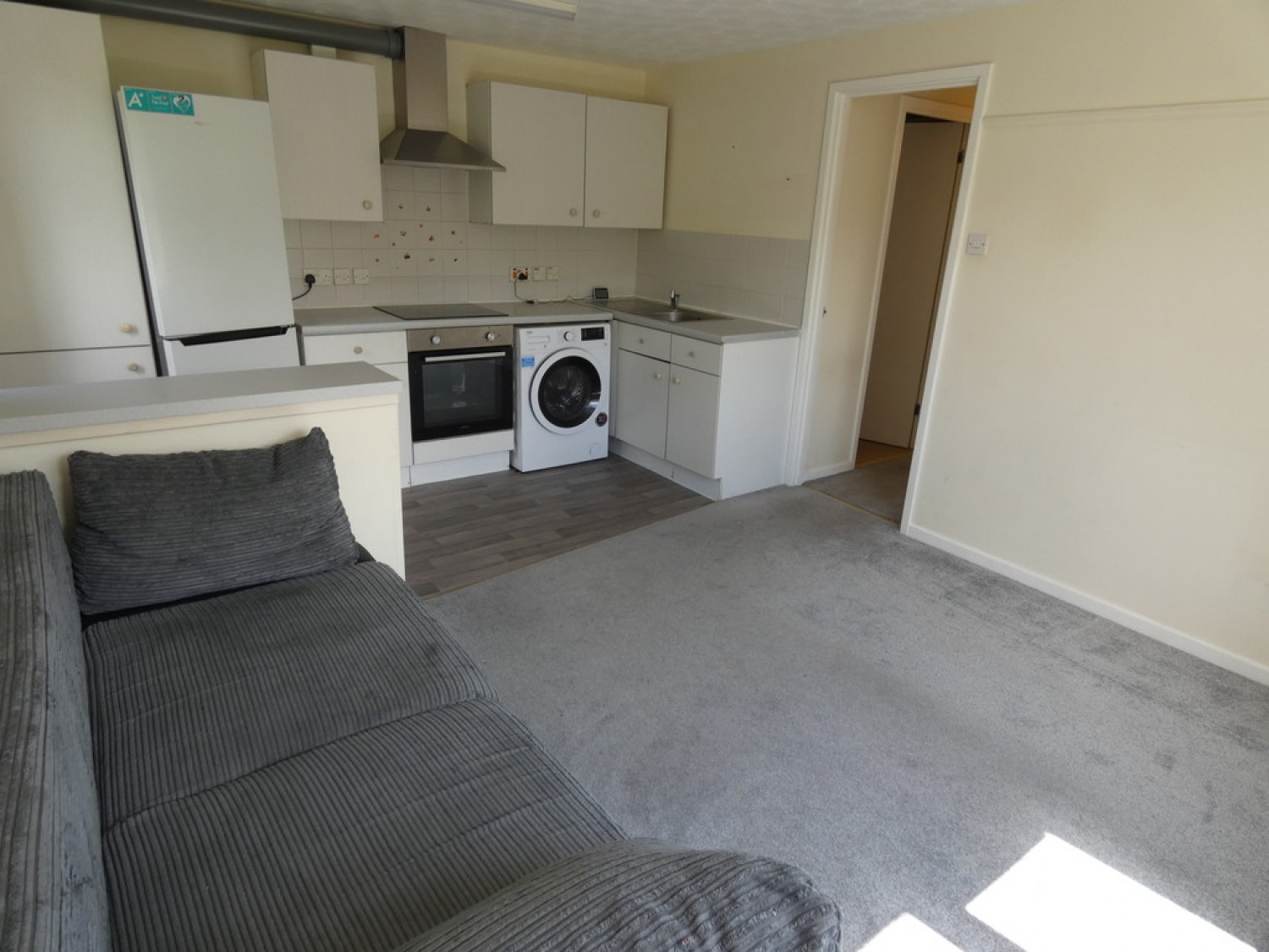 1 bedroom Flat in Tenterden Crescent, Kents Hill,