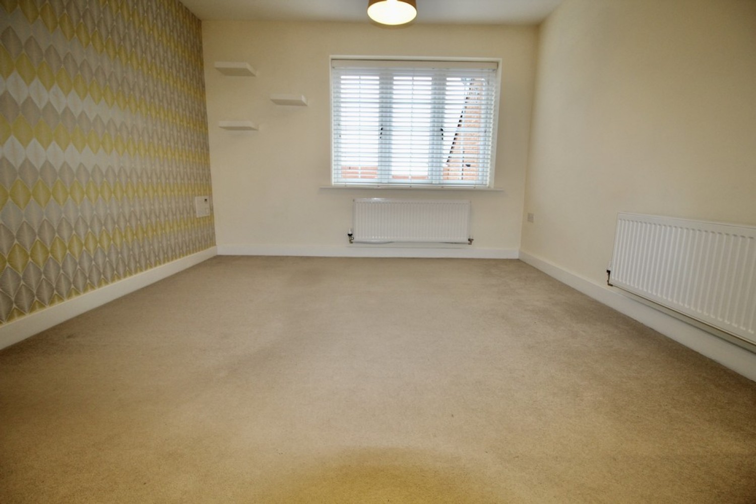 2 bedroom Flat for Letting Gorse Croft, Winslow