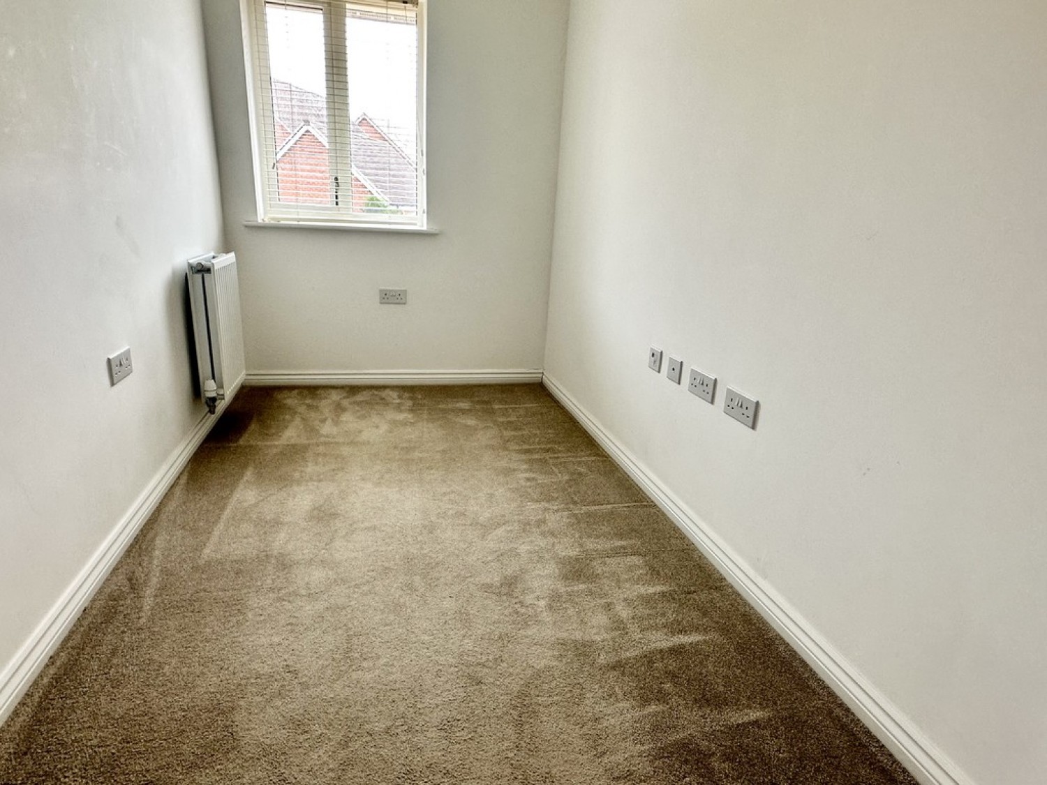 4 bedroom House for Letting Kingsmead