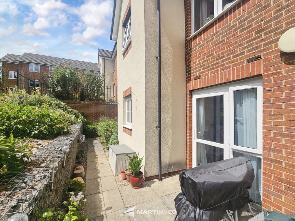 Eden Court, Fenny Stratford