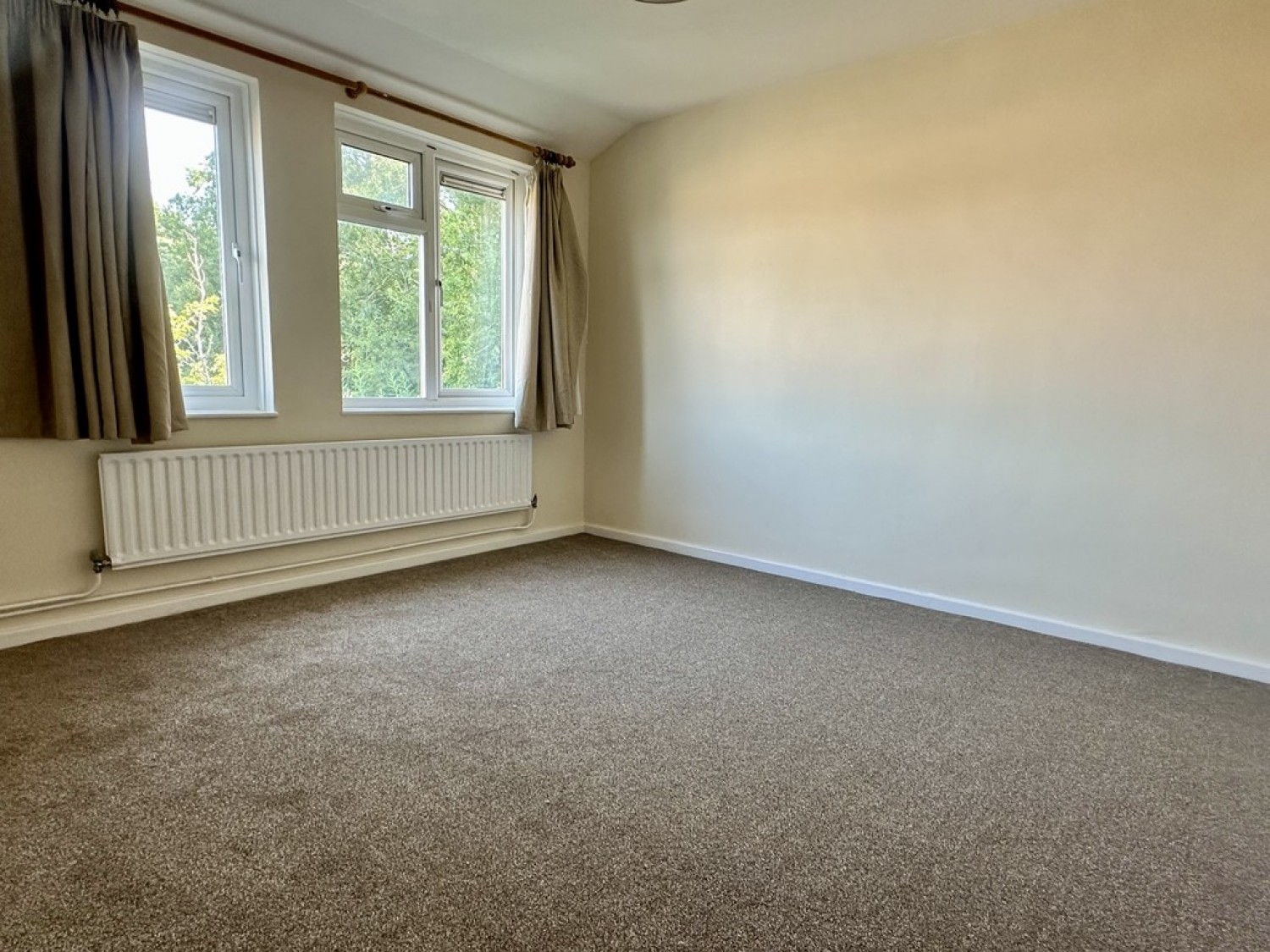 Chapman Avenue, Milton Keynes