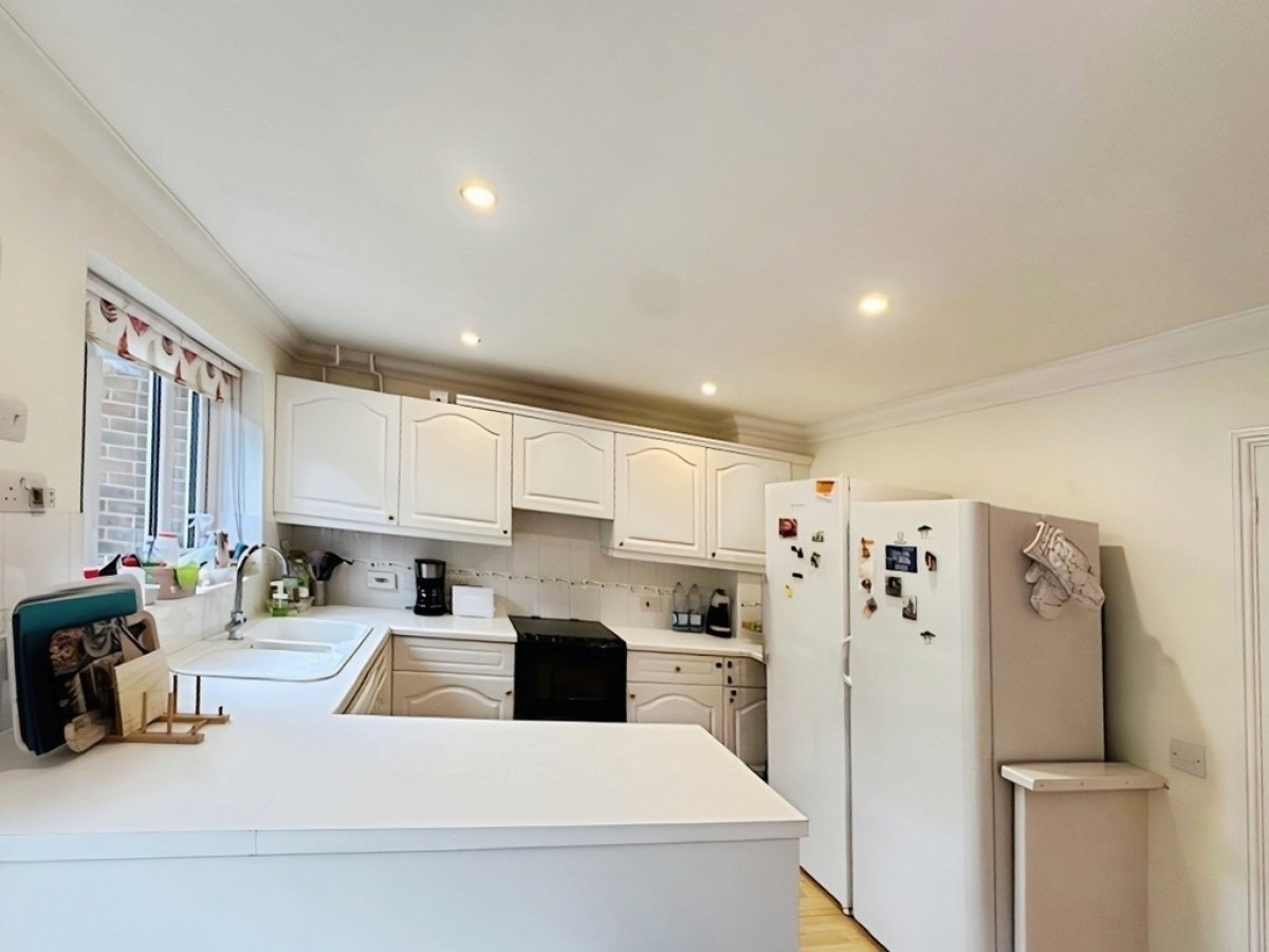 Shenley Brook End, Milton Keynes