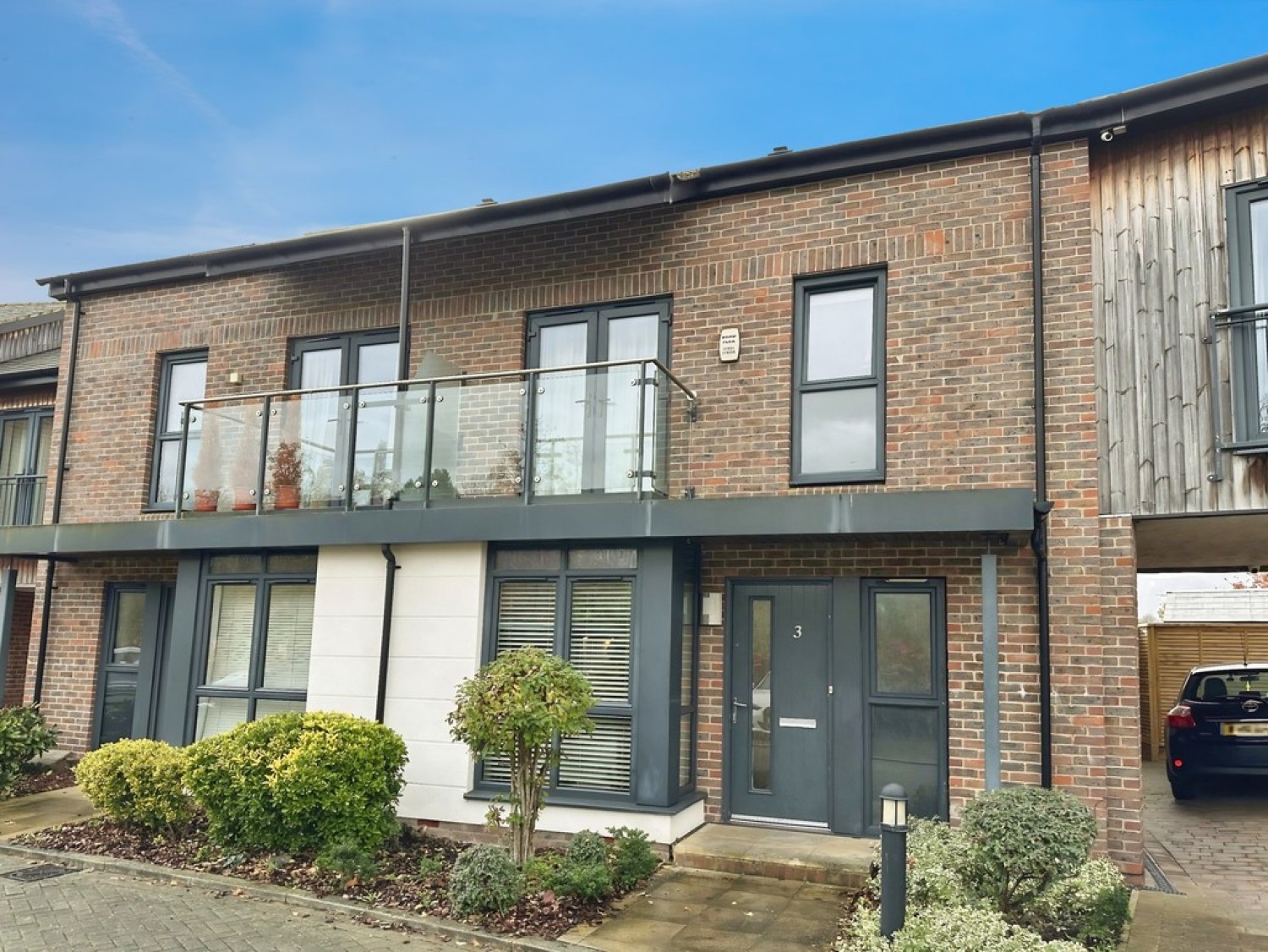 3 bedroom House in Ginsberg Crescent, Oakgrove, Milton Keynes