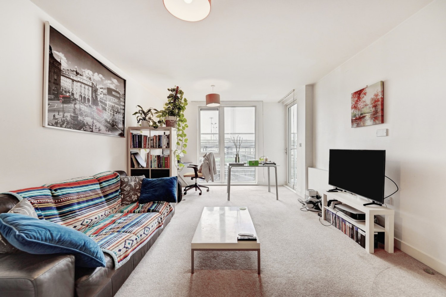 1 bedroom Flat for Sale Mortimer Square, The Hub, Central Milton Keynes