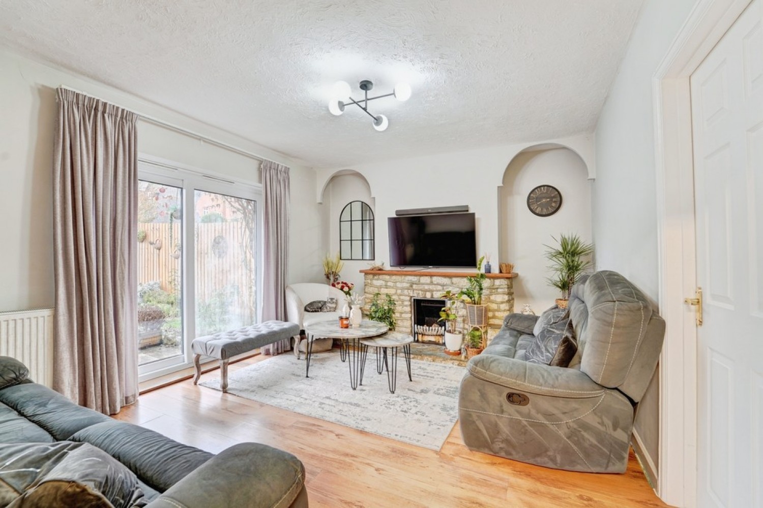 3 bedroom House for Sale Mansell Close, Shenley Church End