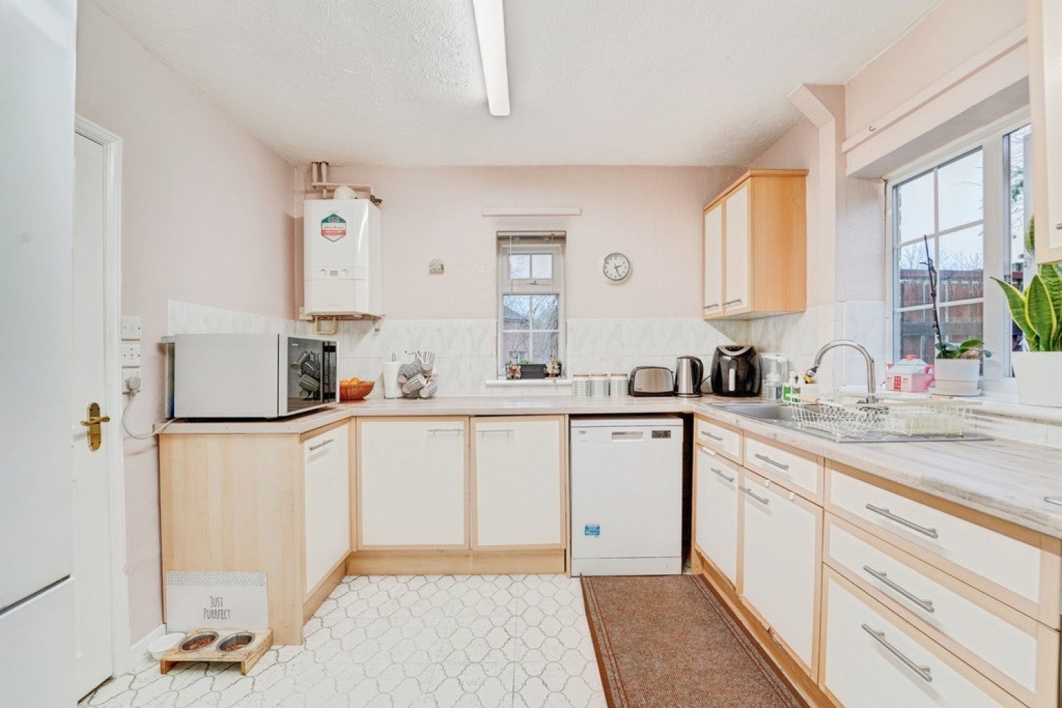 3 bedroom House for Sale Mansell Close, Shenley Church End