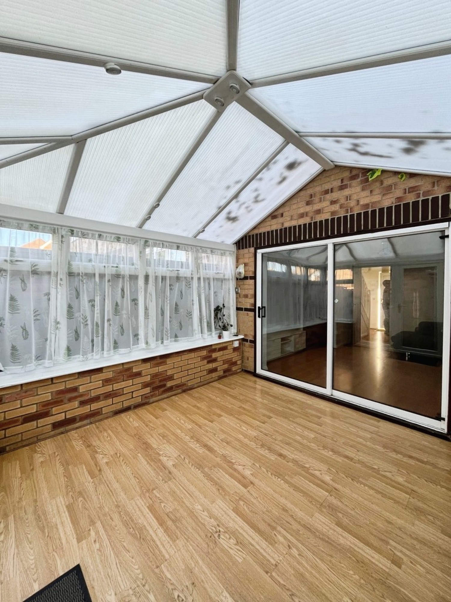 2 bedroom House for Letting Rosemullion Avenue, Tattenhoe, Milton Keynes