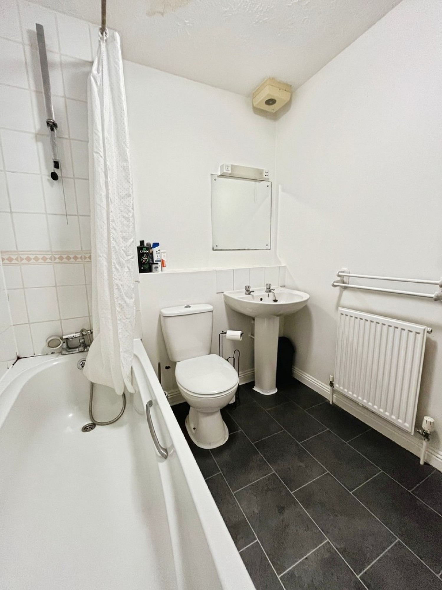 2 bedroom House for Letting Rosemullion Avenue, Tattenhoe, Milton Keynes