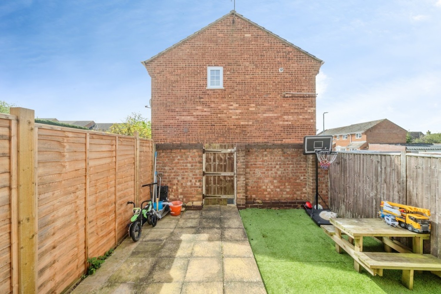 2 bedroom House for Sale Steeple Claydon, Buckinghamshire