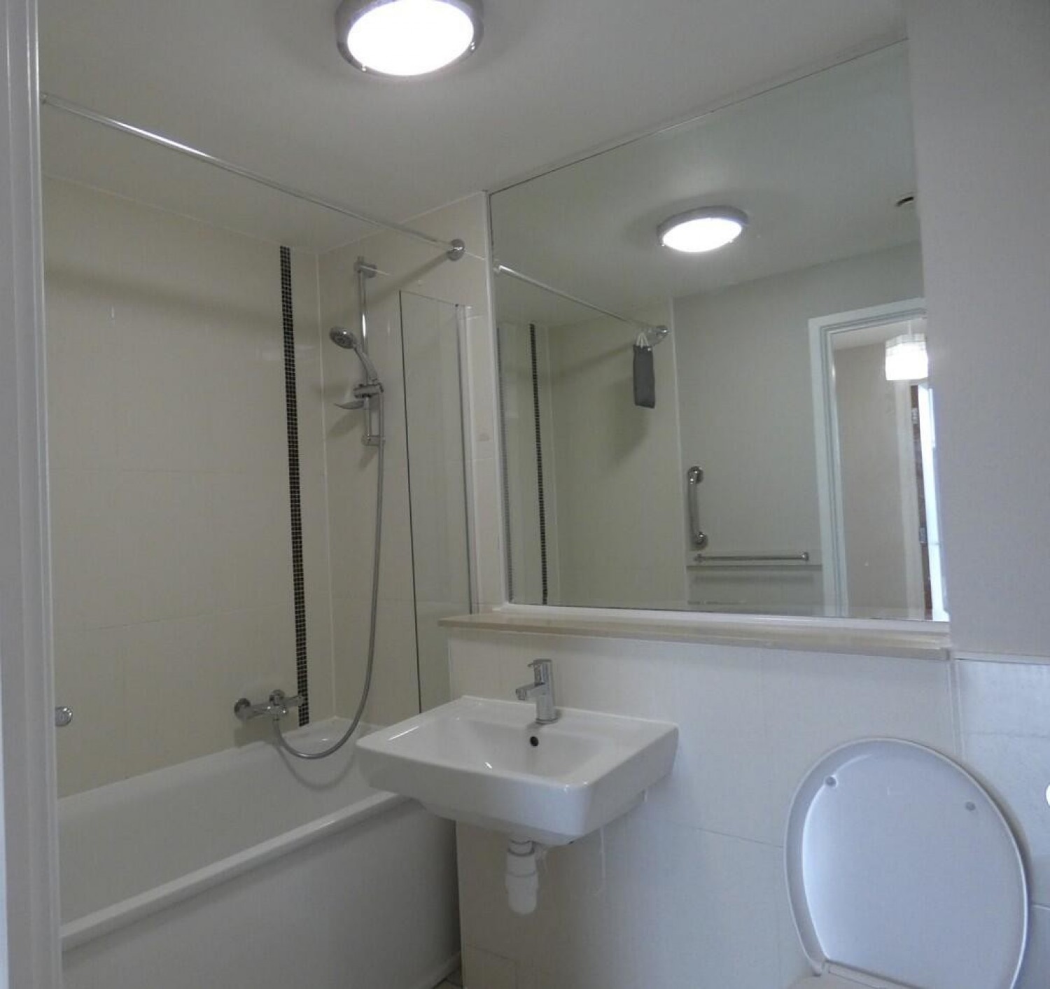 2 bedroom Flat for Letting Staten House, The Hub