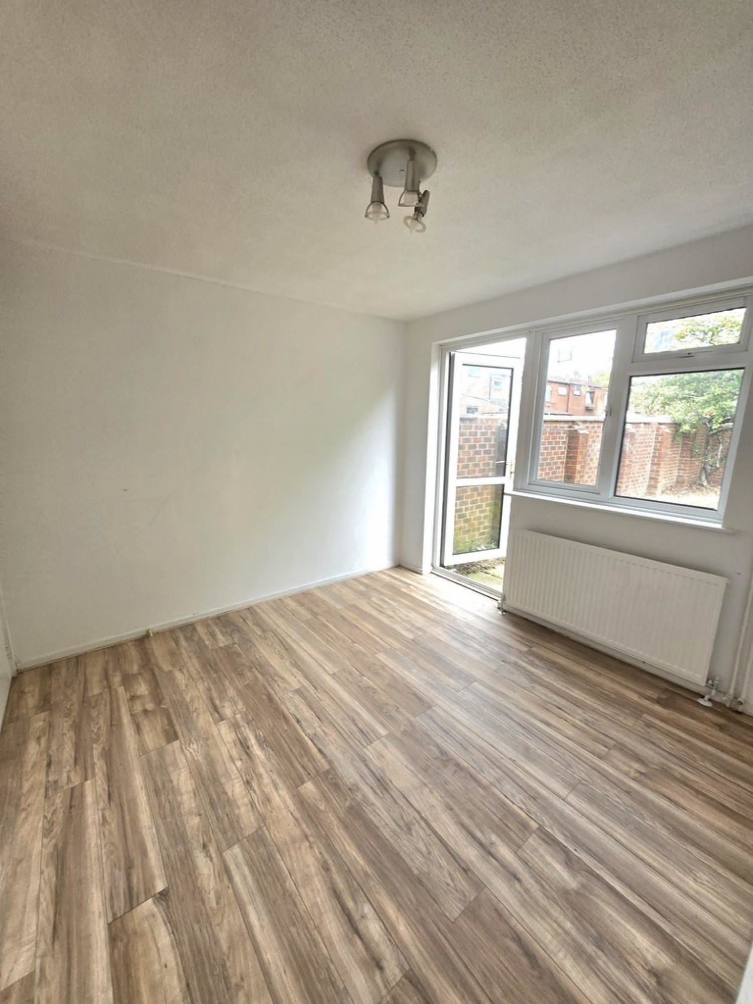 3 bedroom House for Letting Tyburn Avenue, Springfield