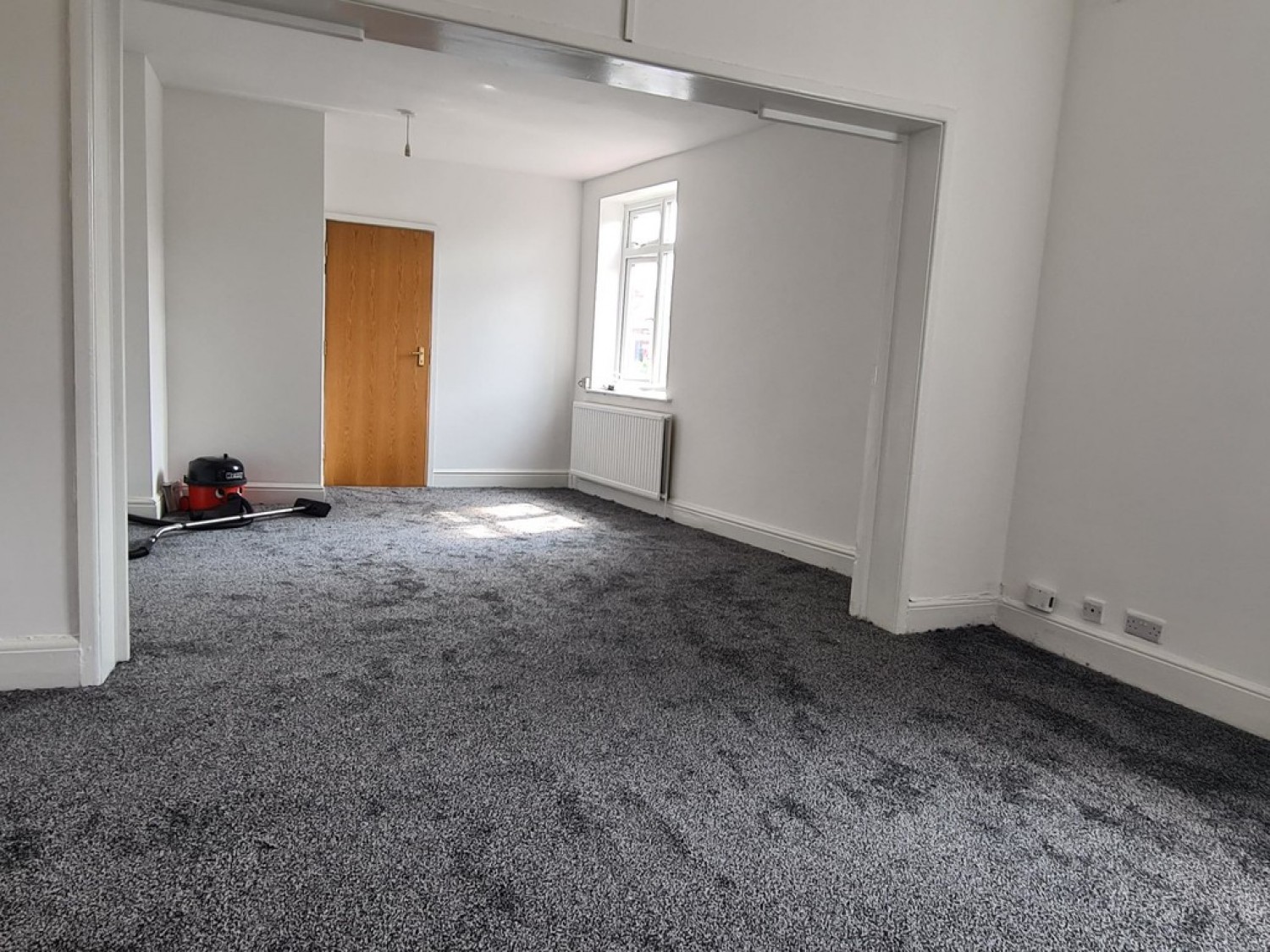 5 bedroom Flat for Letting Barlow Moor Road, Chorlton