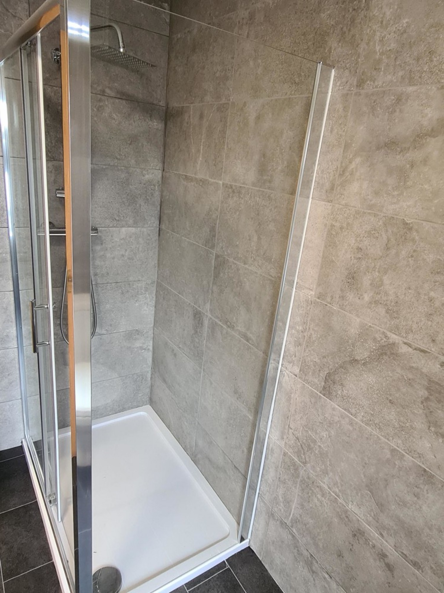 5 bedroom Flat for Letting Barlow Moor Road, Chorlton