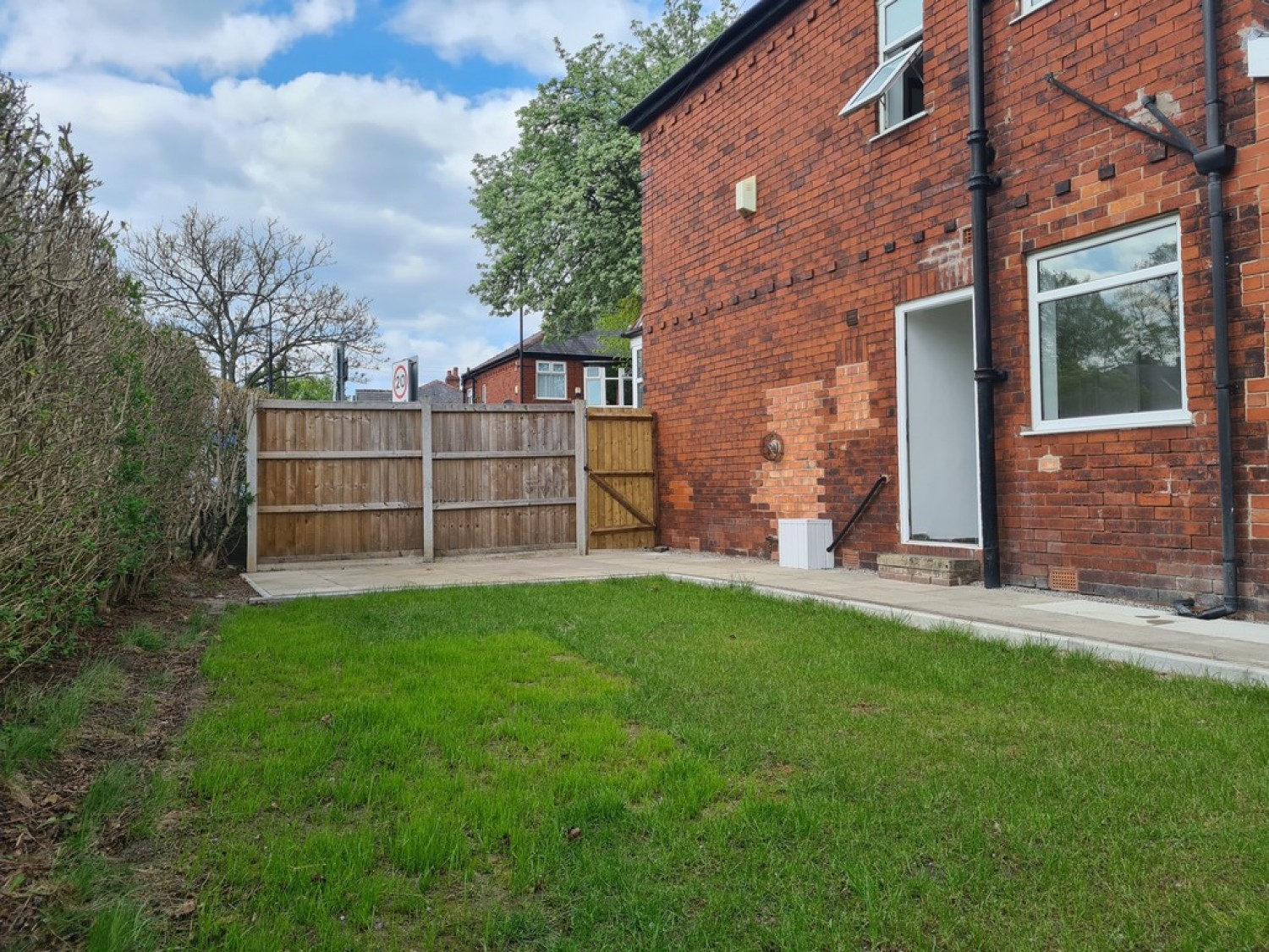 3 bedroom House for Letting Ryebank Road, Friswood
