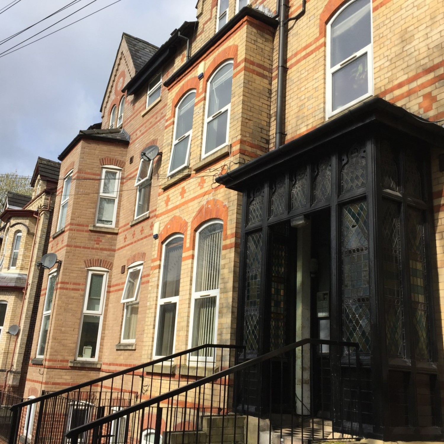 2 bedroom Flat for Letting Mayfield Road, Whalley Range, Manchester