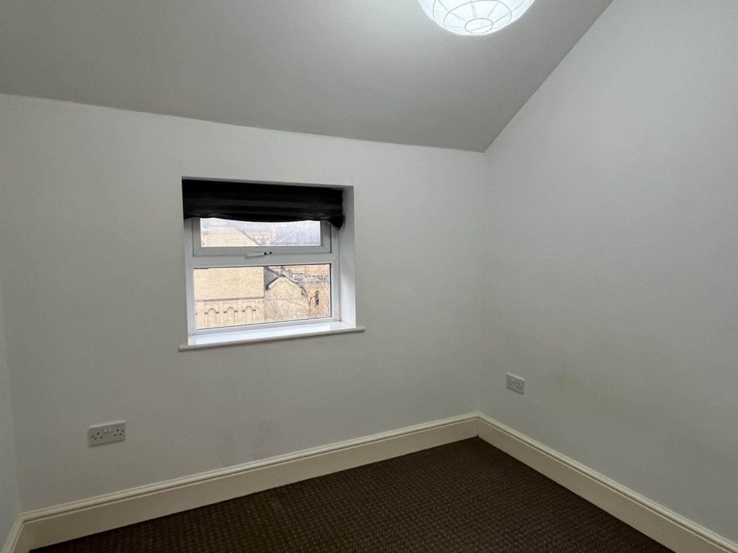 2 bedroom Flat for Letting Mayfield Road, Whalley Range, Manchester