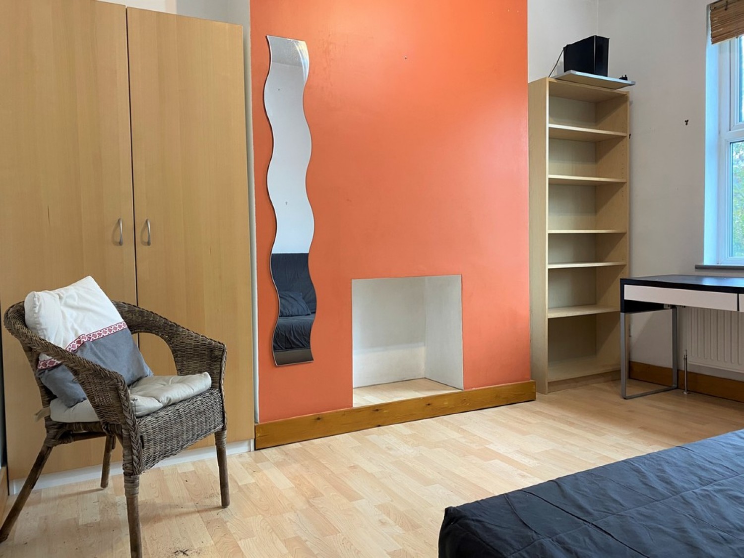 2 bedroom Flat for Letting Ellesmere Road, Chorlton, Manchester