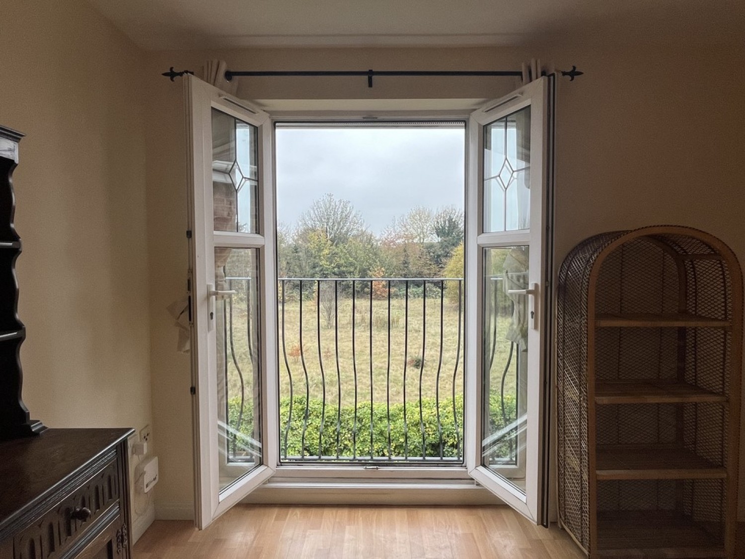 2 bedroom Flat for Letting Holden Avenue, Whalley Range, Manchester