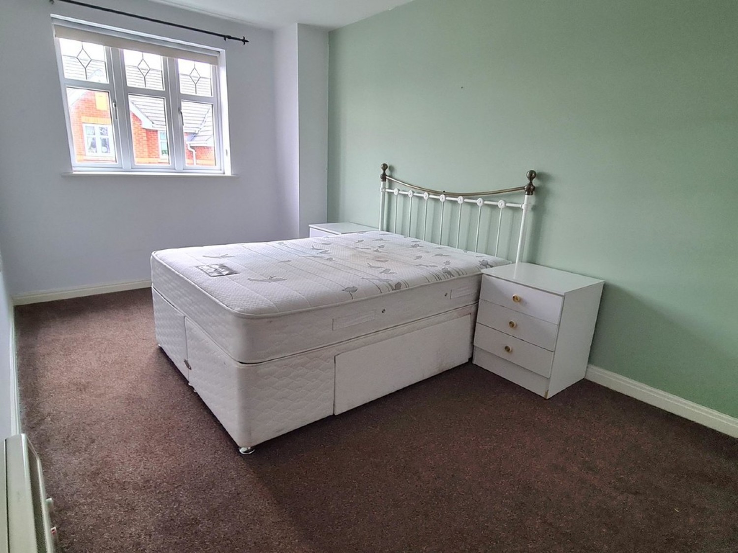 2 bedroom Flat for Letting Holden Avenue, Whalley Range, Manchester
