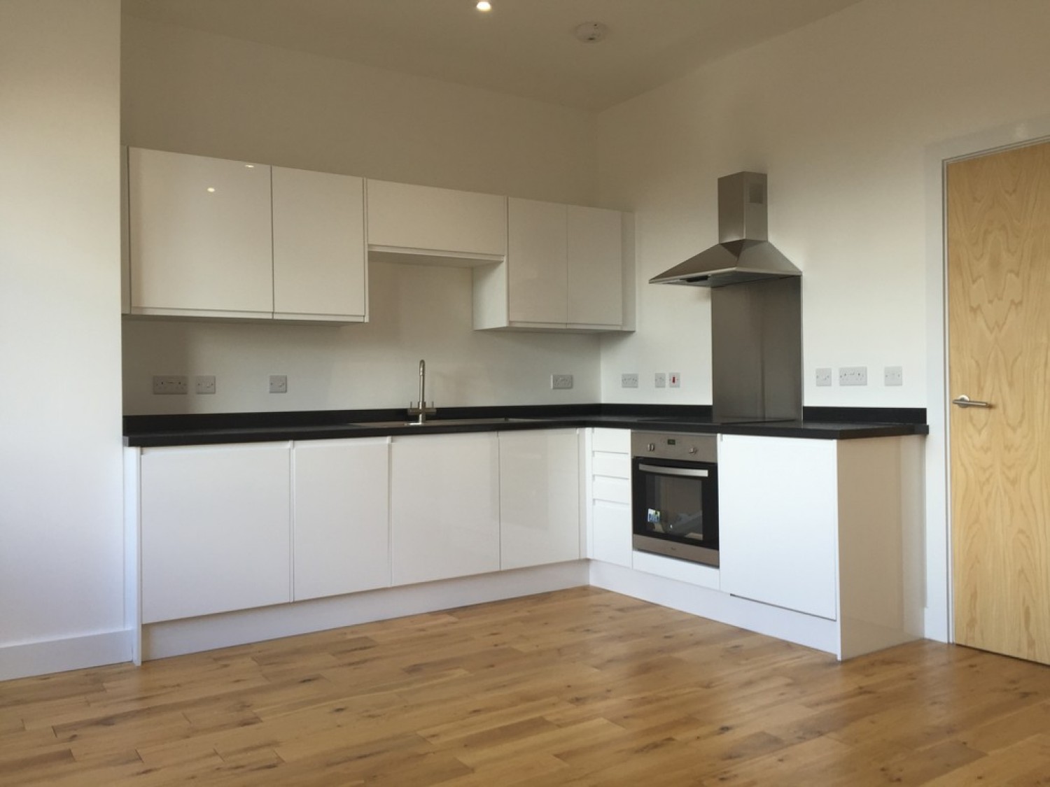 2 bedroom Flat in Upper Chorlton Road, Whalley Range, Manchester