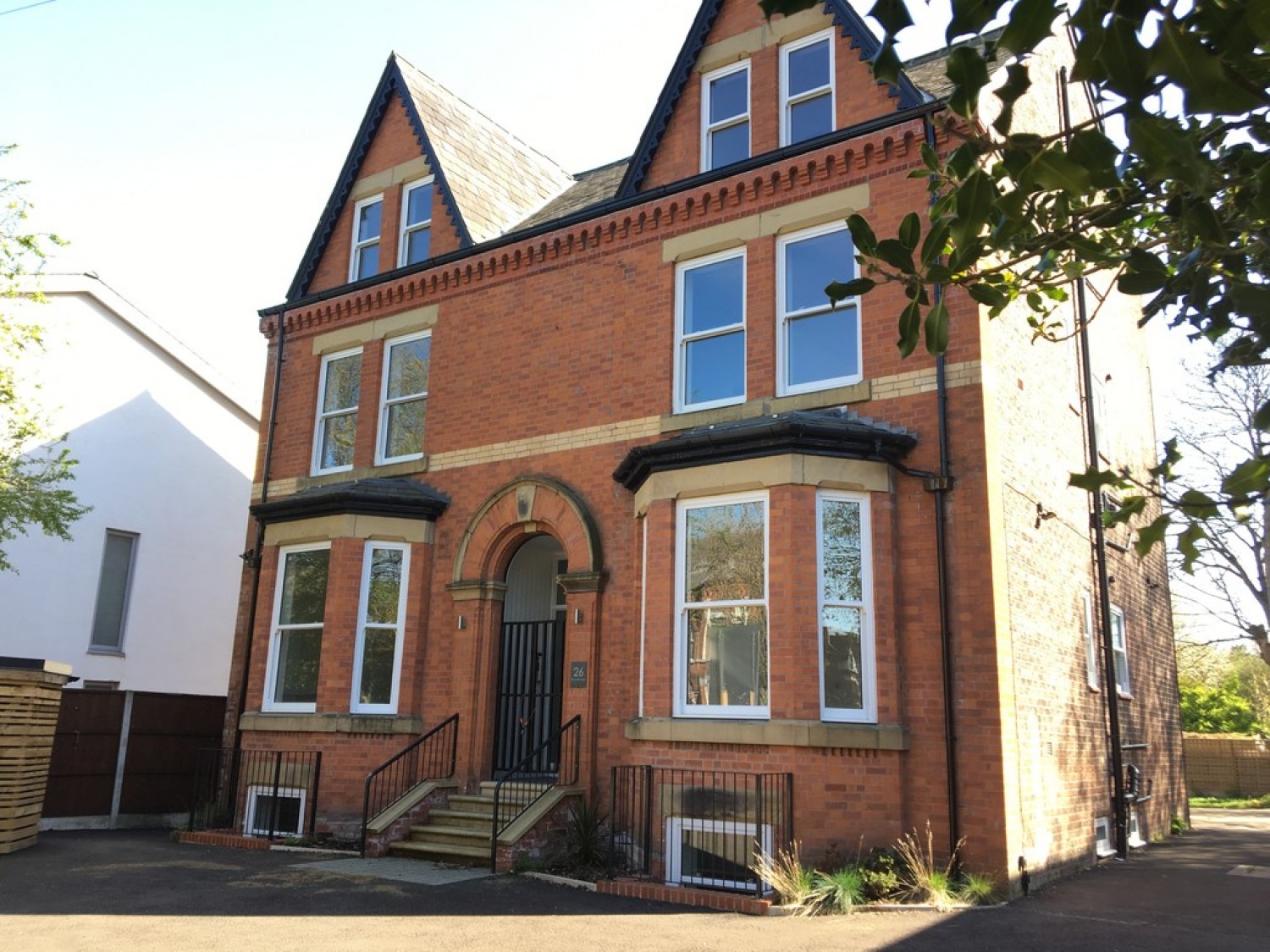 2 bedroom Flat for Letting Demesne Road, Whalley Range, Manchester