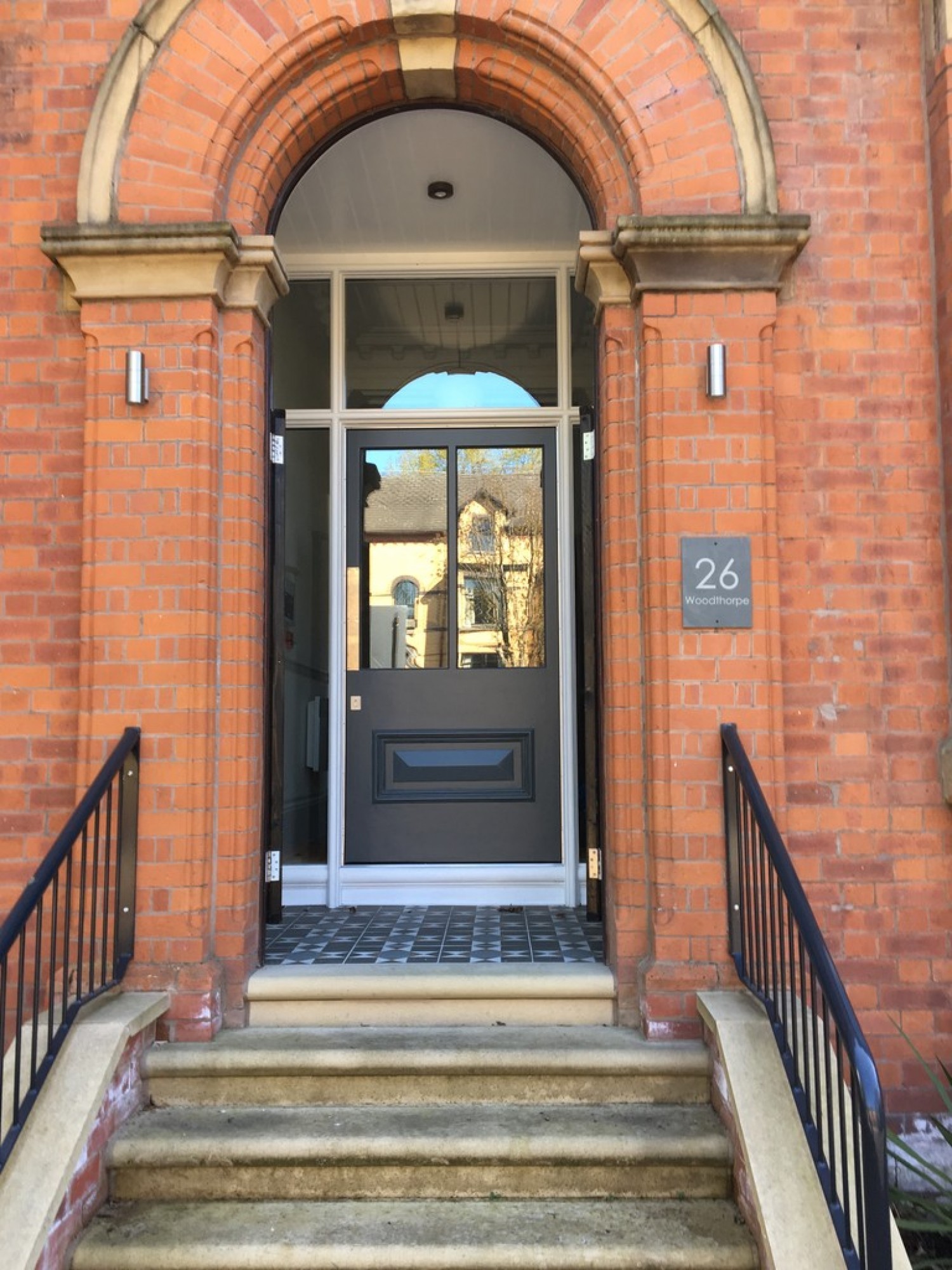 2 bedroom Flat for Letting Demesne Road, Whalley Range, Manchester