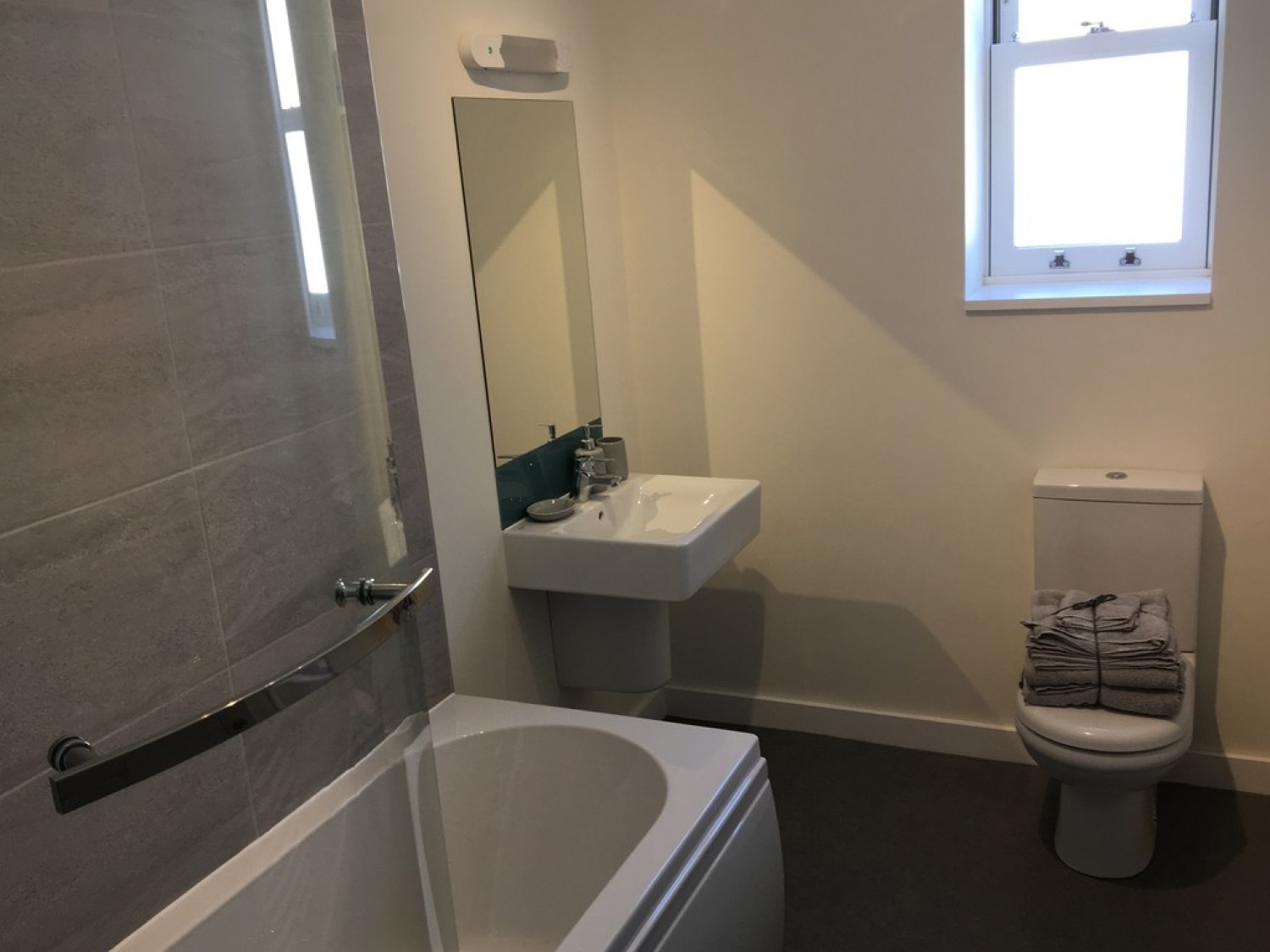 2 bedroom Flat for Letting Demesne Road, Whalley Range, Manchester